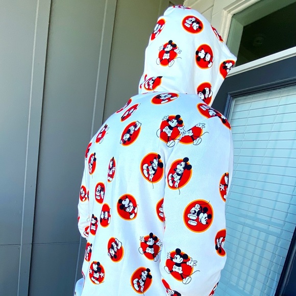 Disney x Forever 21 Mickey Mouse Sweatshirt - Picture 4 of 6